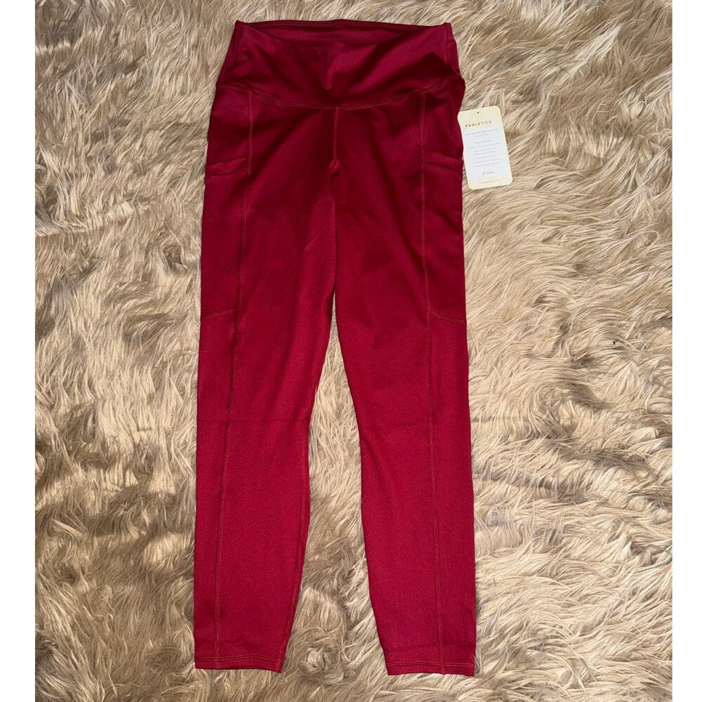 New Fabletics High Waisted Side Pocket 7/8 Legging Red size M